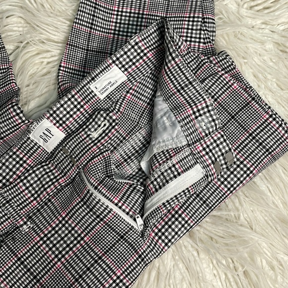 GAP Womens Grey and Pink Plaid Pants - Picture 3 of 5